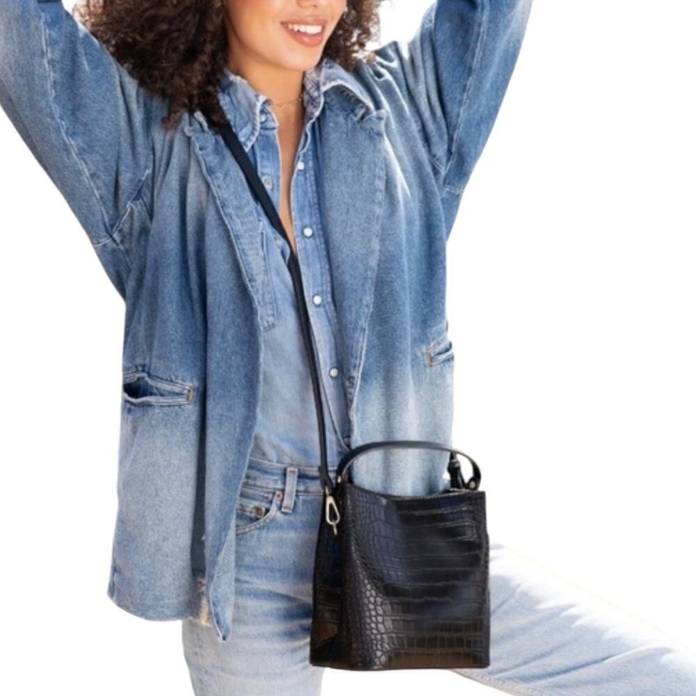 New Women’s AOTA Elena Bucket Bag - Picture 2 of 9
